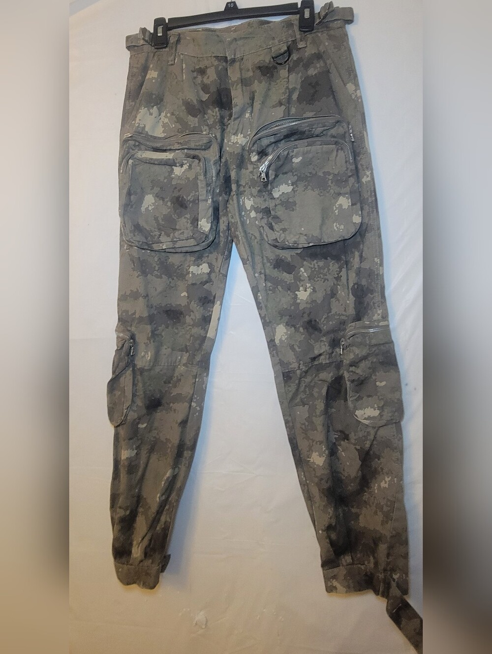 MNML Men's Gray Camo Utility Cargo Pants